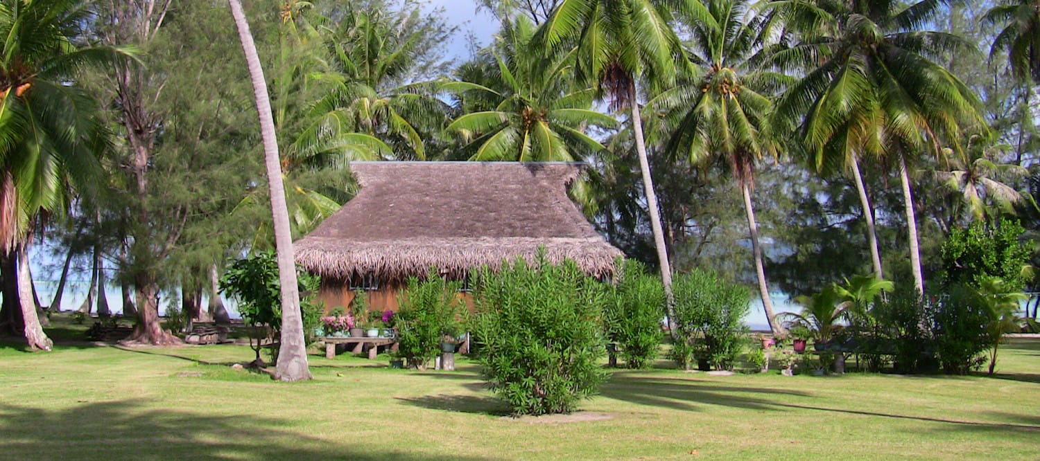 garden view of Motu Moie caretaker house in Tahiti
