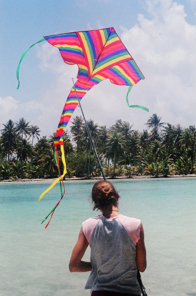 fishing with a kite is not the best way to catch diner in Tahiti